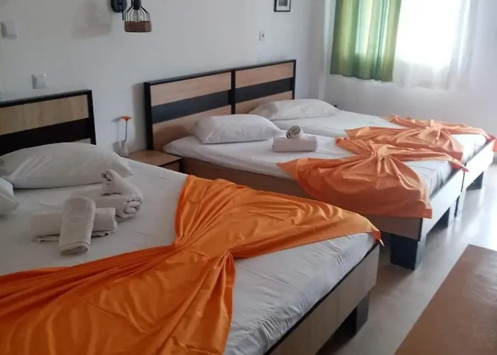 Zografia Pensión Vrasná
