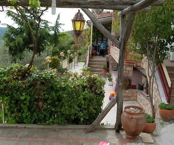 Zografia Pensión 4*