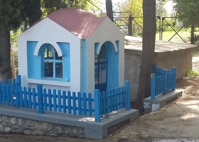 בית הארחה Zografia 4*